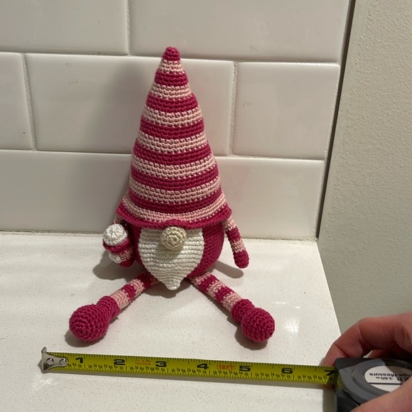 Handcrafted Pink Valentine Valentines Barbie Coffee Gnome Decor Amigurui Crochet - Picture 7 of 11